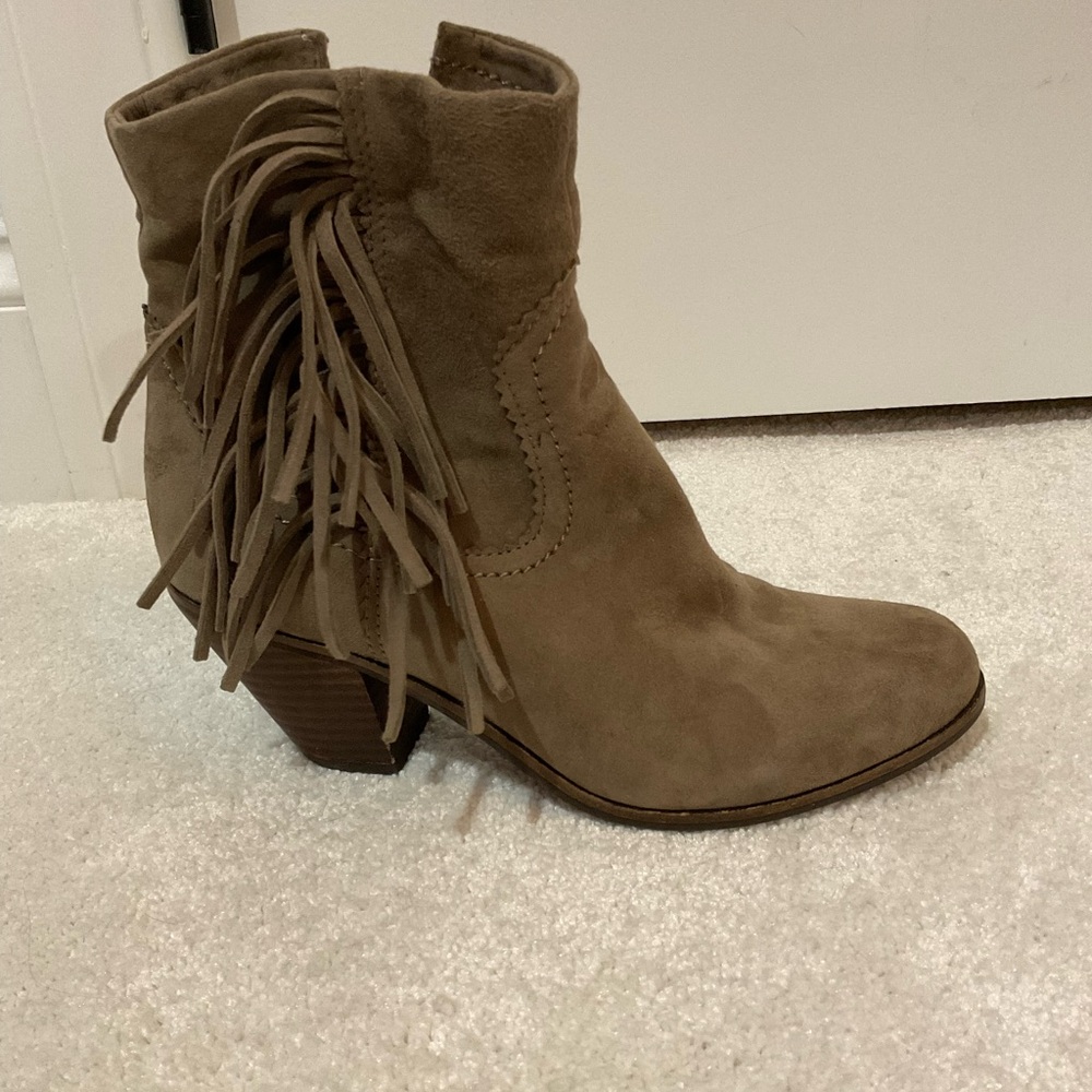 Sam Edelman Louie Fringe Suede Ankle Boots - Picture 5 of 8